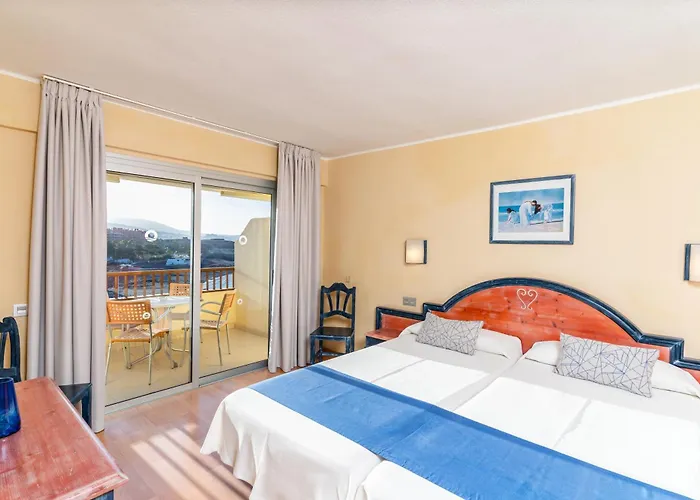 Hovima Jardin Caleta Hotel 3*