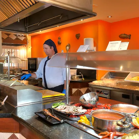 卡莱塔豪维玛花园酒店 阿德耶