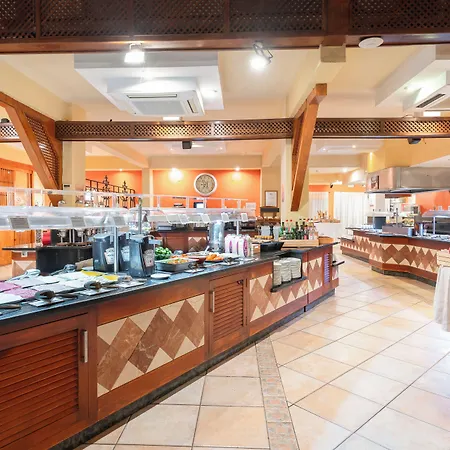 卡莱塔豪维玛花园酒店