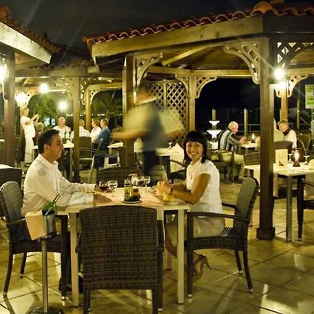 Hovima Jardin Caleta 3* أذيخي